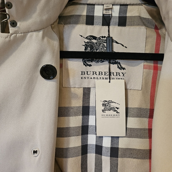 NWT Burberry Logo Fabric Trench US4 - Picture 8 of 16